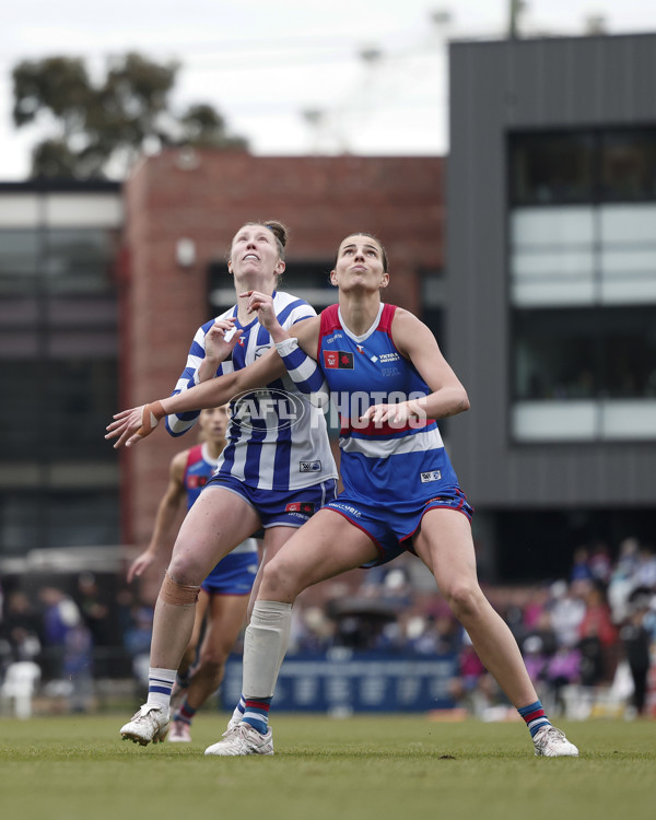 AFLW 2024 Round 06 - North Melbourne v Western Bulldogs - A-55098380