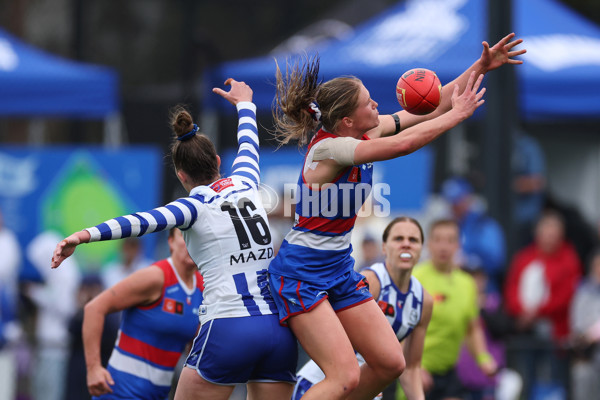 AFLW 2024 Round 06 - North Melbourne v Western Bulldogs - A-55098406