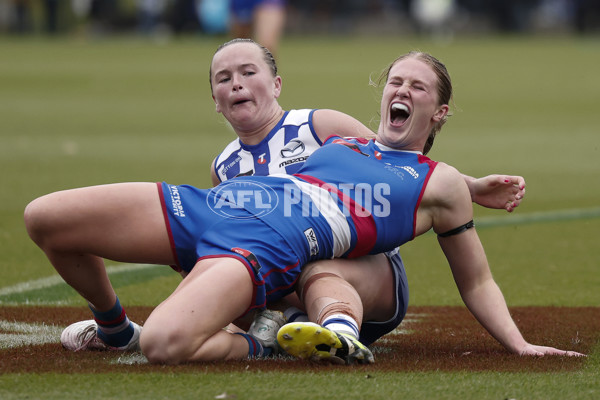 AFLW 2024 Round 06 - North Melbourne v Western Bulldogs - A-55098407