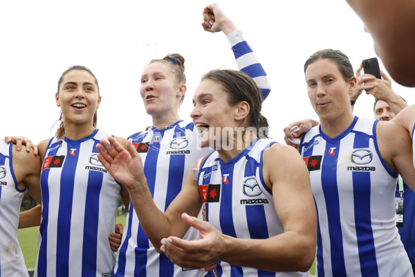 AFLW 2024 Round 06 - North Melbourne v Western Bulldogs - A-55098428