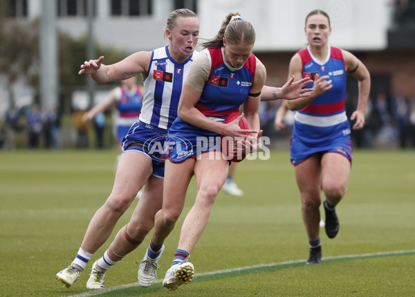 AFLW 2024 Round 06 - North Melbourne v Western Bulldogs - A-55099867