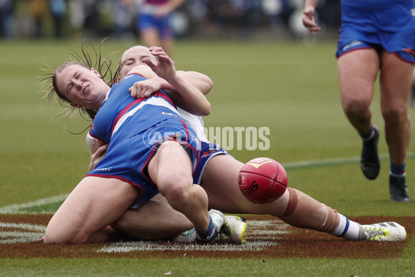 AFLW 2024 Round 06 - North Melbourne v Western Bulldogs - A-55099868