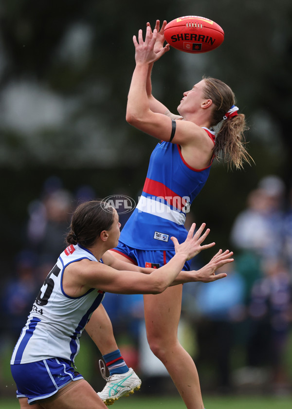 AFLW 2024 Round 06 - North Melbourne v Western Bulldogs - A-55099876