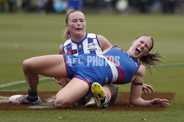 AFLW 2024 Round 06 - North Melbourne v Western Bulldogs - A-55099880