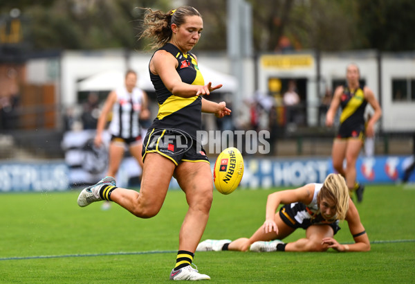 AFLW 2024 Round 06 - Richmond v Collingwood - A-55099933