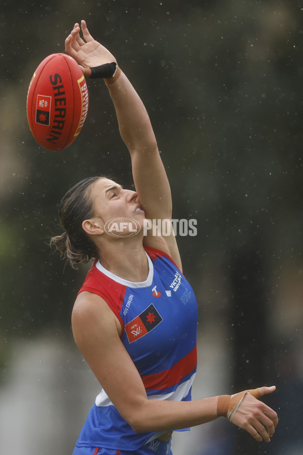 AFLW 2024 Round 06 - North Melbourne v Western Bulldogs - A-55101264