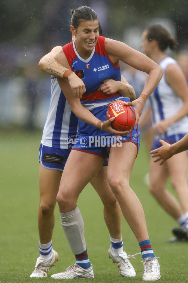 AFLW 2024 Round 06 - North Melbourne v Western Bulldogs - A-55101268