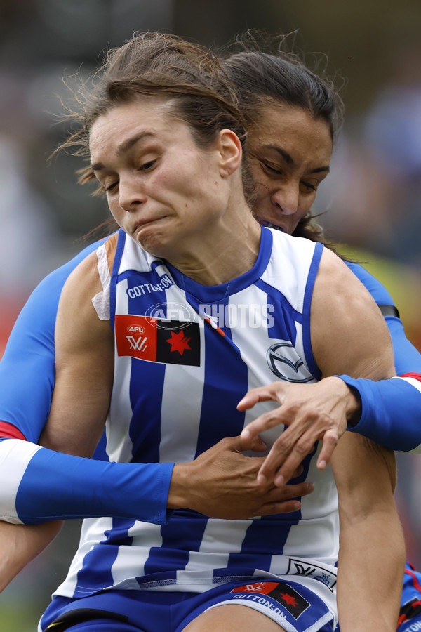 AFLW 2024 Round 06 - North Melbourne v Western Bulldogs - A-55101324