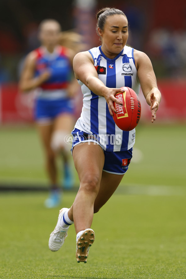 AFLW 2024 Round 06 - North Melbourne v Western Bulldogs - A-55101331