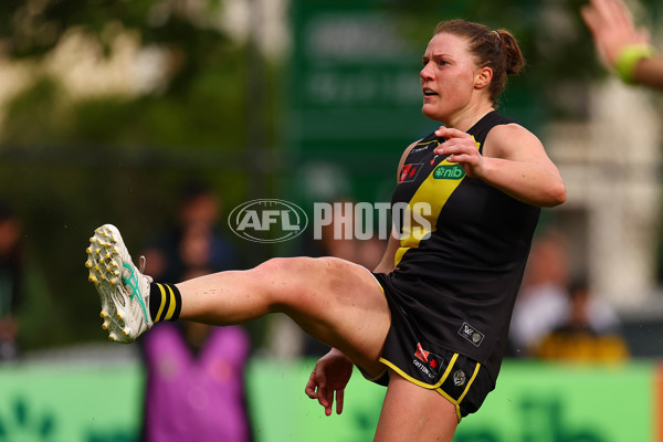 AFLW 2024 Round 06 - Richmond v Collingwood - A-55101341