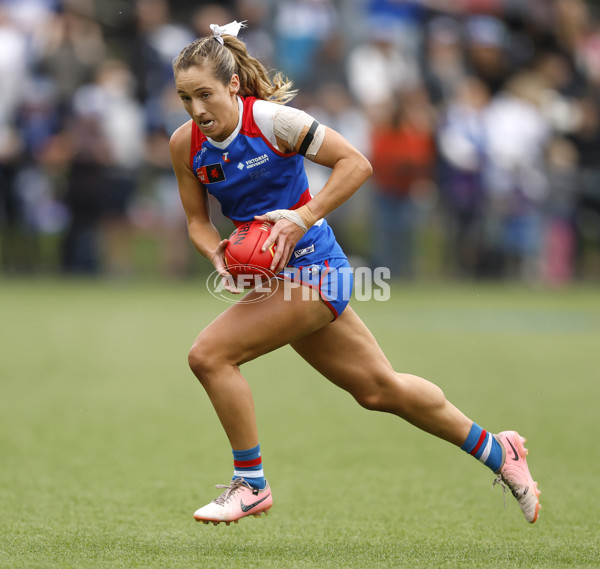 AFLW 2024 Round 06 - North Melbourne v Western Bulldogs - A-55102908