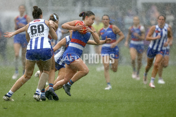 AFLW 2024 Round 06 - North Melbourne v Western Bulldogs - A-55102912