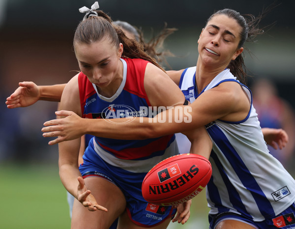 AFLW 2024 Round 06 - North Melbourne v Western Bulldogs - A-55102959