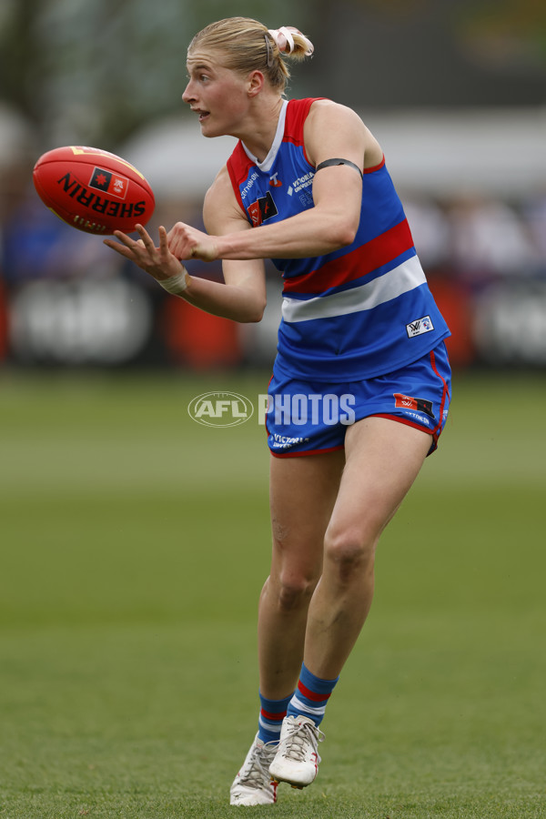 AFLW 2024 Round 06 - North Melbourne v Western Bulldogs - A-55104013