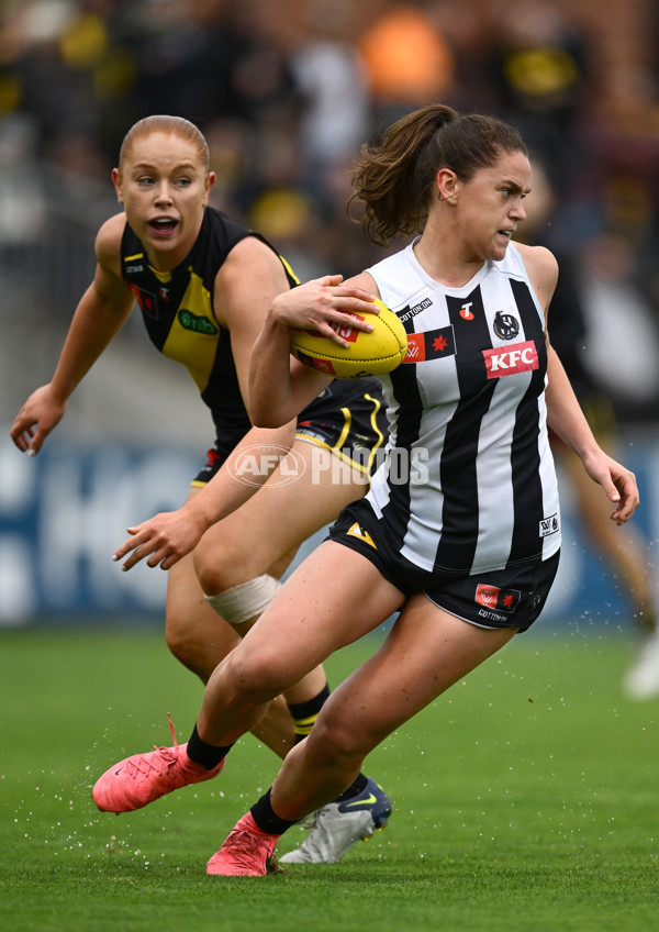 AFLW 2024 Round 06 - Richmond v Collingwood - A-55105954