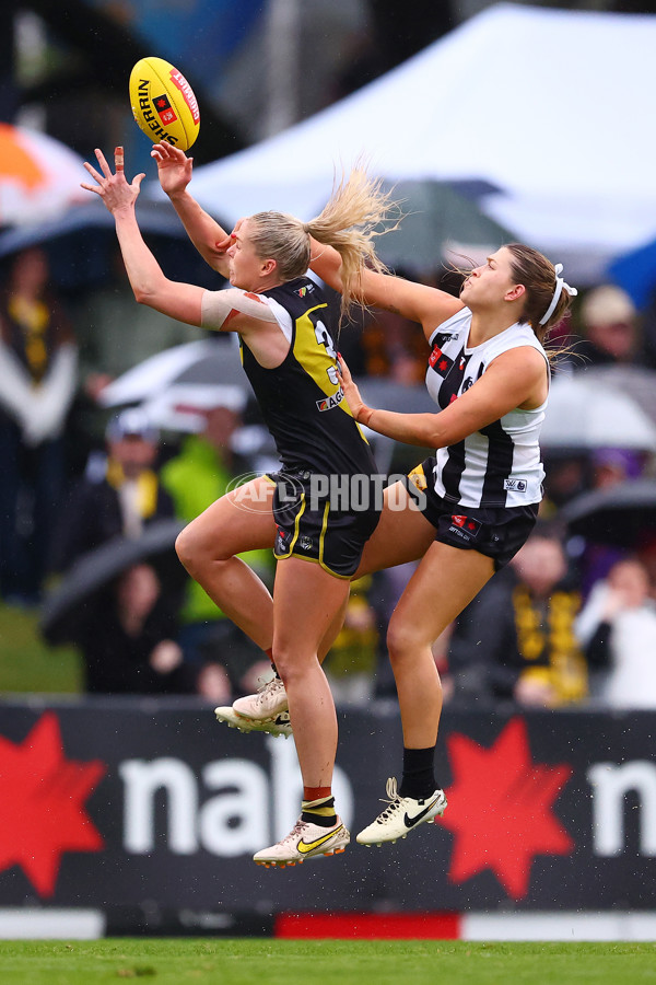 AFLW 2024 Round 06 - Richmond v Collingwood - A-55114522