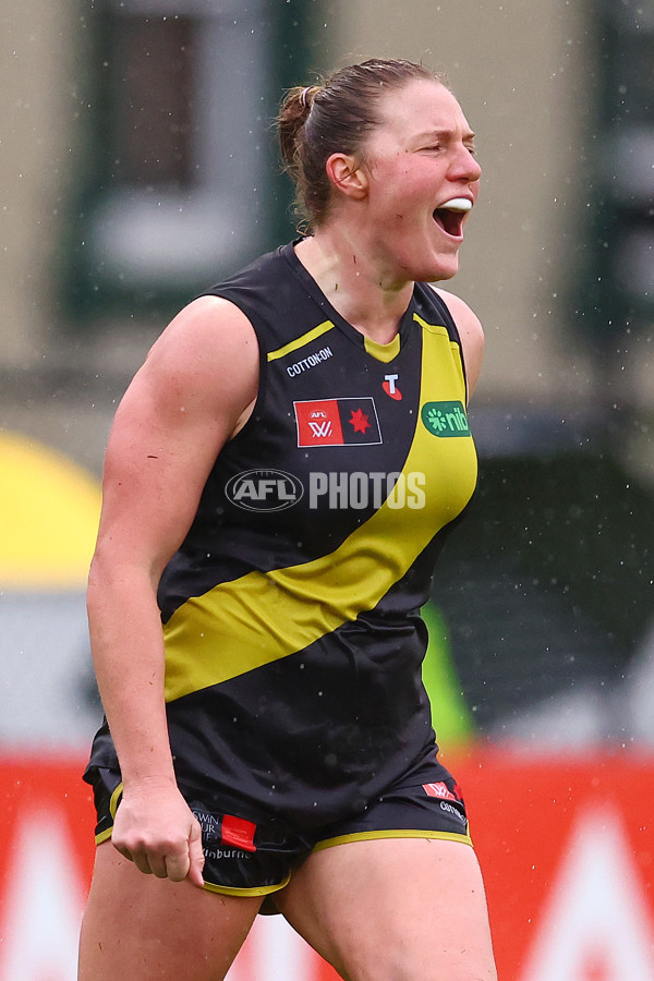 AFLW 2024 Round 06 - Richmond v Collingwood - A-55114523