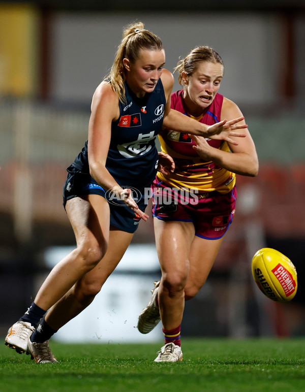 AFLW 2024 Round 06 - Carlton v Brisbane - A-55114788