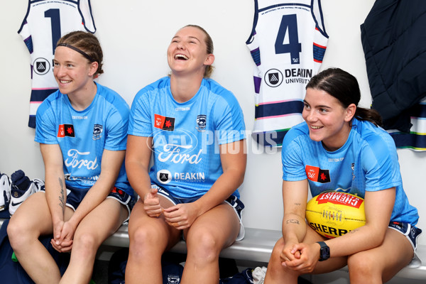 AFLW 2024 Round 06 - Sydney v Geelong - A-55126486