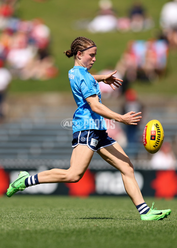 AFLW 2024 Round 06 - Sydney v Geelong - A-55129169