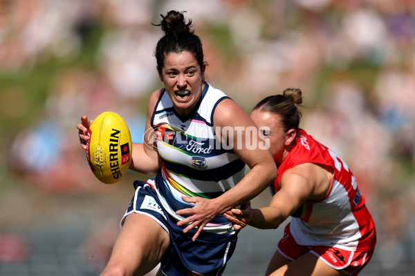 AFLW 2024 Round 06 - Sydney v Geelong - A-55135136