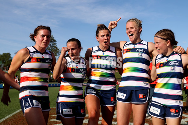 AFLW 2024 Round 06 - Sydney v Geelong - A-55143480