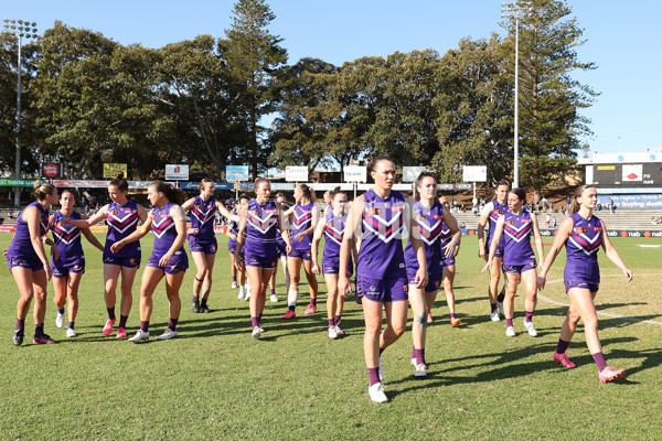 AFLW 2024 Round 06 - Fremantle v Hawthorn - A-55146065