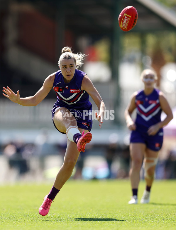 AFLW 2024 Round 06 - Fremantle v Hawthorn - A-55148906