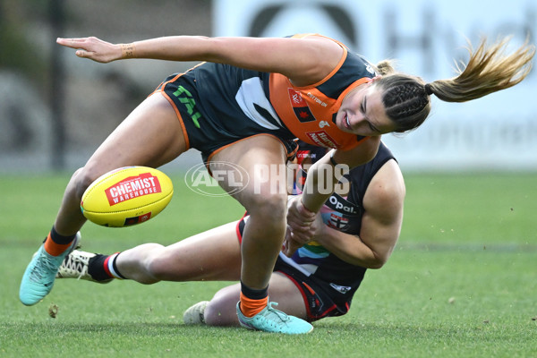 AFLW 2024 Round 07 - St Kilda v GWS - A-55205877