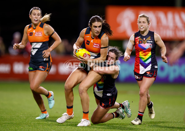 AFLW 2024 Round 07 - St Kilda v GWS - A-55211481