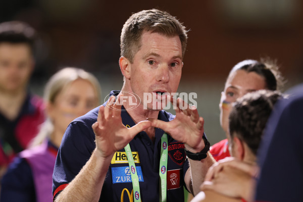 AFLW 2024 Round 07 - Adelaide v Melbourne - A-55214468