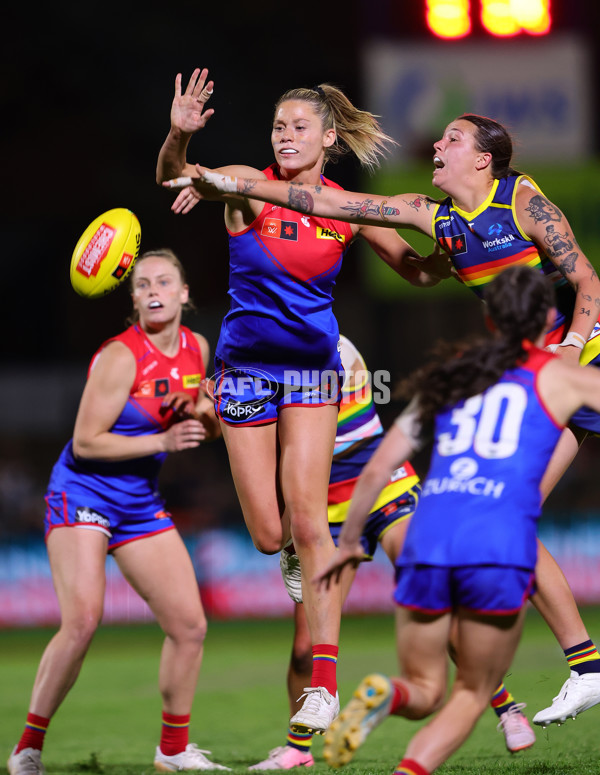 AFLW 2024 Round 07 - Adelaide v Melbourne - A-55215843