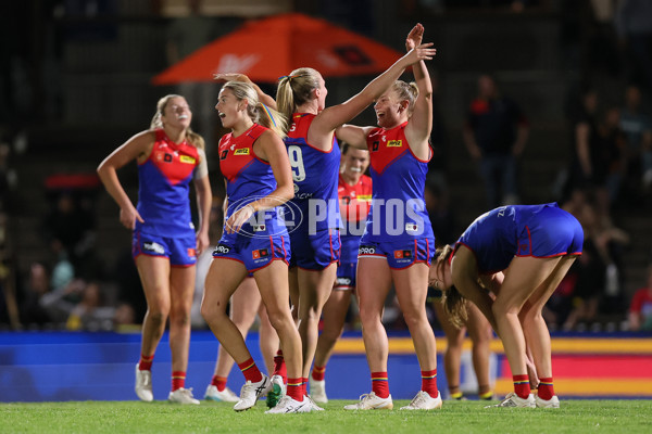 AFLW 2024 Round 07 - Adelaide v Melbourne - A-55218329