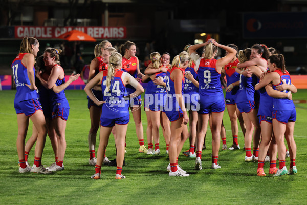 AFLW 2024 Round 07 - Adelaide v Melbourne - A-55218335