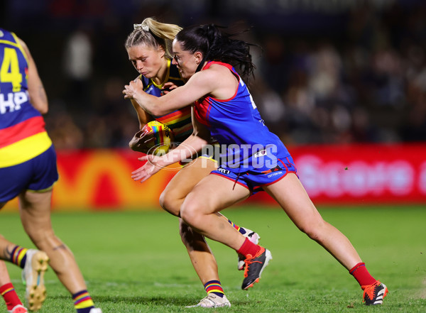 AFLW 2024 Round 07 - Adelaide v Melbourne - A-55218359