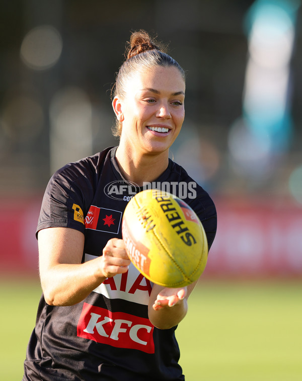 AFLW 2024 Round 07 - Port Adelaide v Collingwood - A-55221155