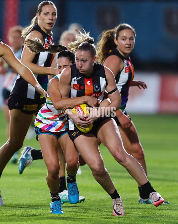 AFLW 2024 Round 07 - Port Adelaide v Collingwood - A-55221169