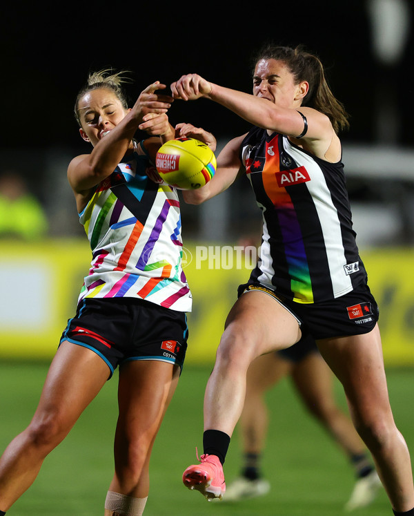 AFLW 2024 Round 07 - Port Adelaide v Collingwood - A-55221174