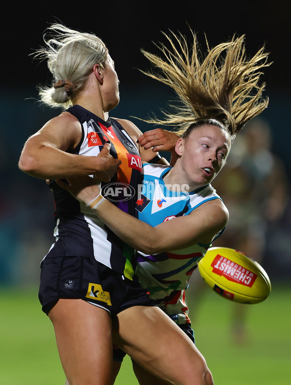 AFLW 2024 Round 07 - Port Adelaide v Collingwood - A-55221186