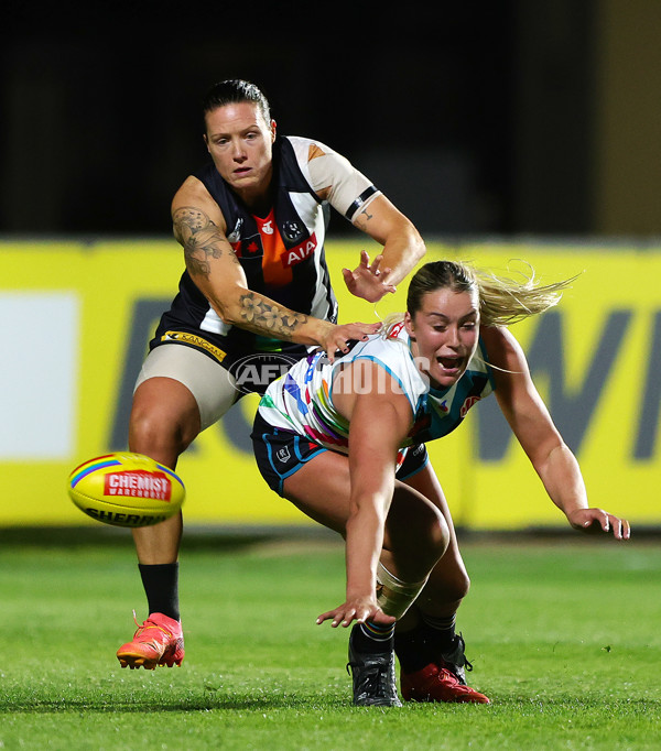 AFLW 2024 Round 07 - Port Adelaide v Collingwood - A-55221697