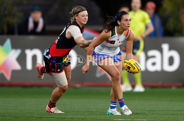 AFLW 2024 Round 07 - Western Bulldogs v Essendon - A-55226806