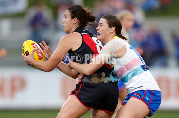 AFLW 2024 Round 07 - Western Bulldogs v Essendon - A-55226827