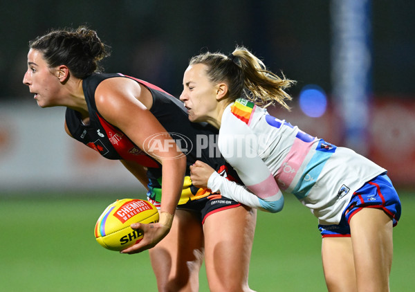 AFLW 2024 Round 07 - Western Bulldogs v Essendon - A-55227883