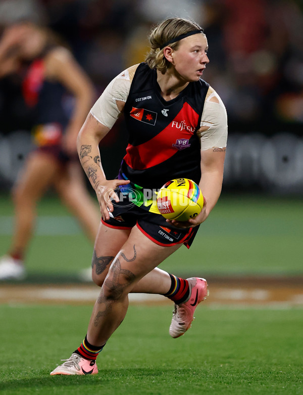 AFLW 2024 Round 07 - Western Bulldogs v Essendon - A-55229288