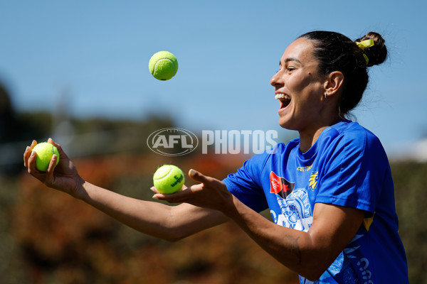 AFLW 2024 Round 07 - Hawthorn v West Coast - A-55230609