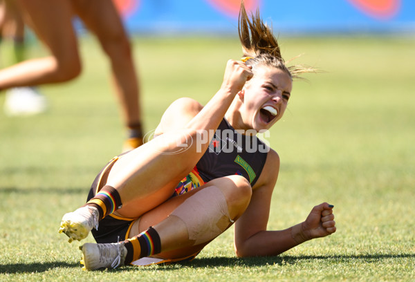 AFLW 2024 Round 07 - Hawthorn v West Coast - A-55236593