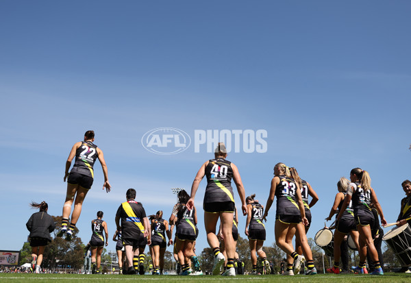 AFLW 2024 Round 07 - Richmond v Geelong - A-55239562
