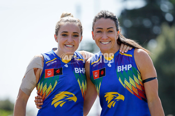 AFLW 2024 Round 07 - Hawthorn v West Coast - A-55239619