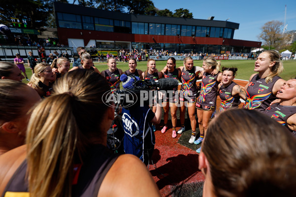 AFLW 2024 Round 07 - Hawthorn v West Coast - A-55241168