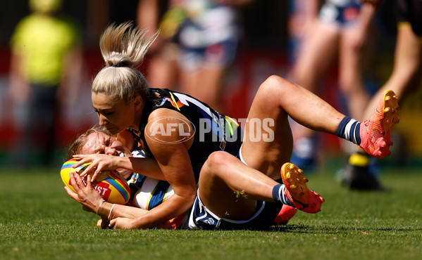 AFLW 2024 Round 07 - Richmond v Geelong - A-55241238